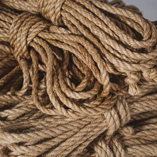 Custom length jute ropes 